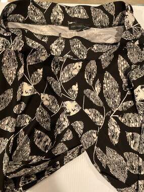 Joan Vass New York Abstract Leaf Print Pull-On Jersey Knit Pants